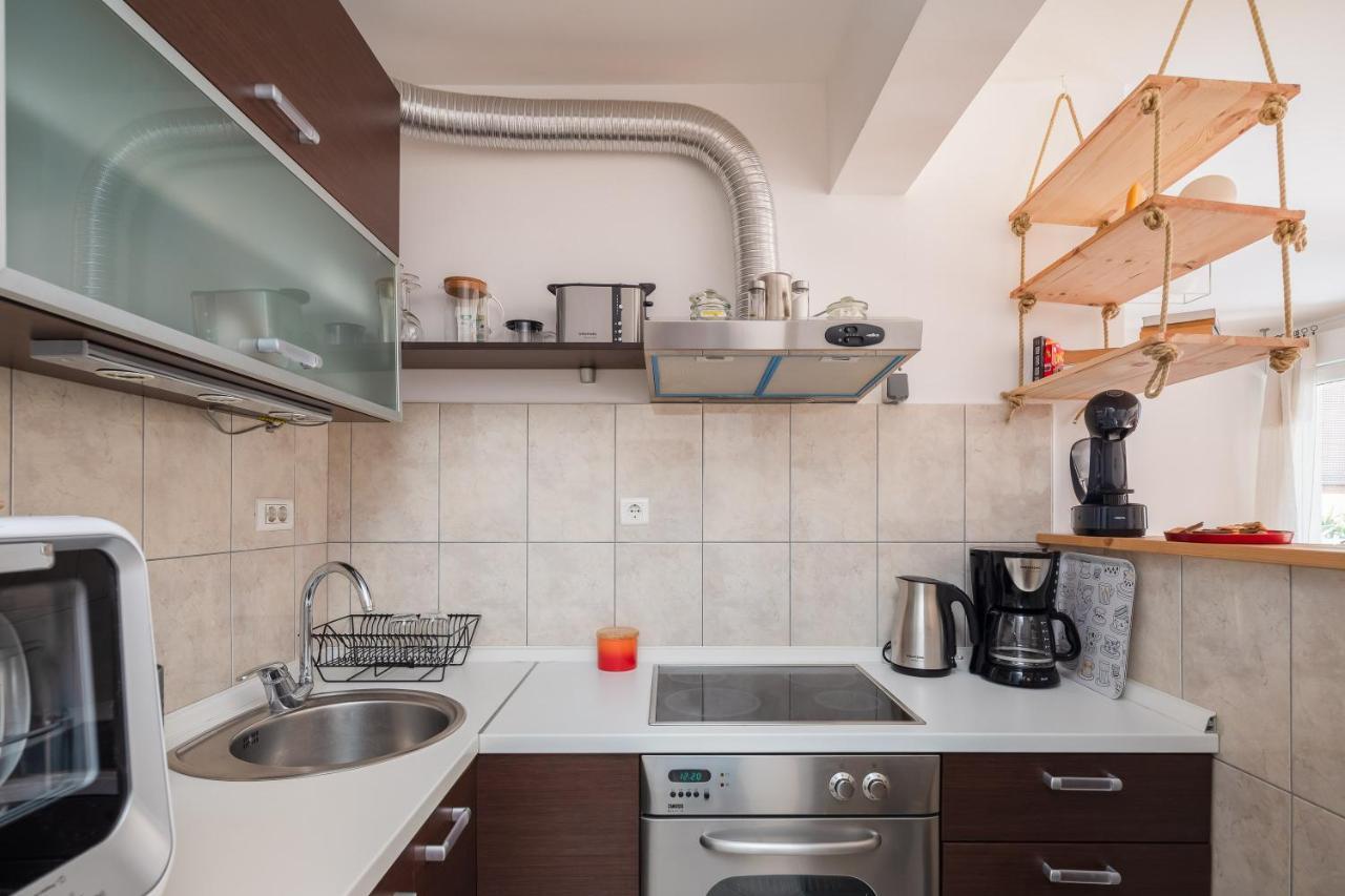 Modern Apt With Terrace 4 Min Walk To The Beach 스플리트 외부 사진